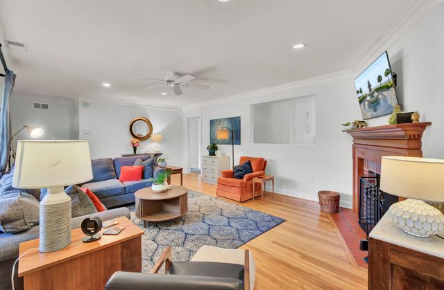 4964 France Avenue, North Charleston, SC 29405