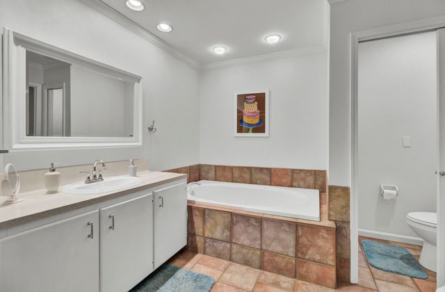 4964 France Avenue, North Charleston, SC 29405