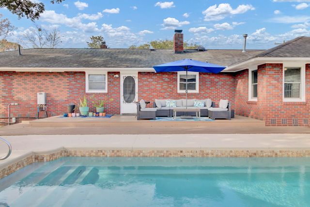 4964 France Avenue, North Charleston, SC 29405