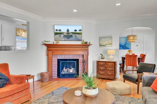 4964 France Avenue, North Charleston, SC 29405