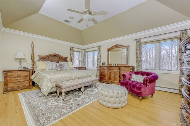 6 Wedge Way, Suffern, NY 10901