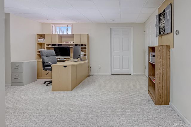 6 Wedge Way, Suffern, NY 10901