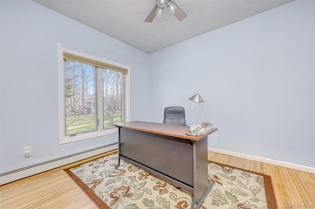 6 Wedge Way, Suffern, NY 10901