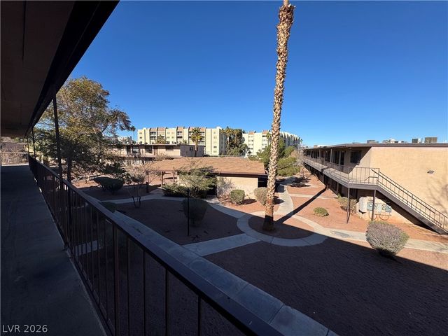 615 South Royal Crest Circle 11, Las Vegas, NV 89169