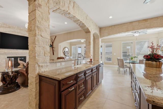 3902 Paseo Campanario Drive, Richmond, TX 77406