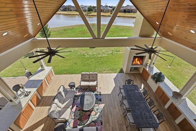 3902 Paseo Campanario Drive, Richmond, TX 77406