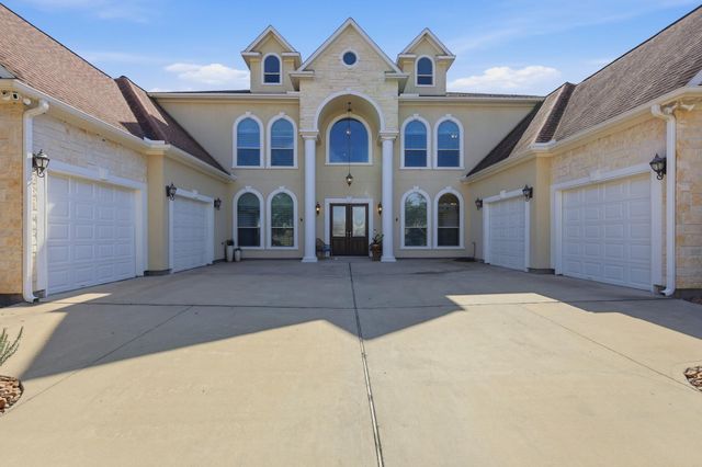 3902 Paseo Campanario Drive, Richmond, TX 77406