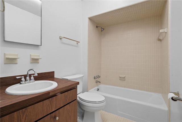 1410 Monongahela Blvd, White Oak, PA 15131