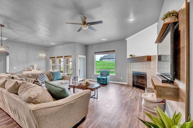 8917 E Brian Lane, Yukon, OK 73099