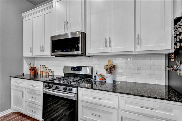 8917 E Brian Lane, Yukon, OK 73099