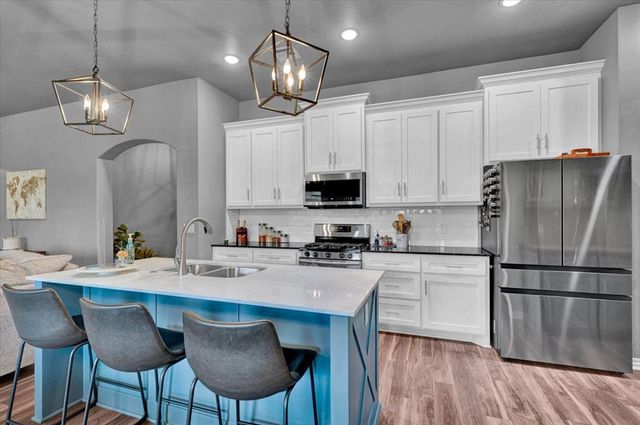 8917 E Brian Lane, Yukon, OK 73099