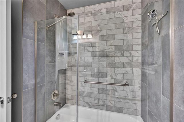 8917 E Brian Lane, Yukon, OK 73099