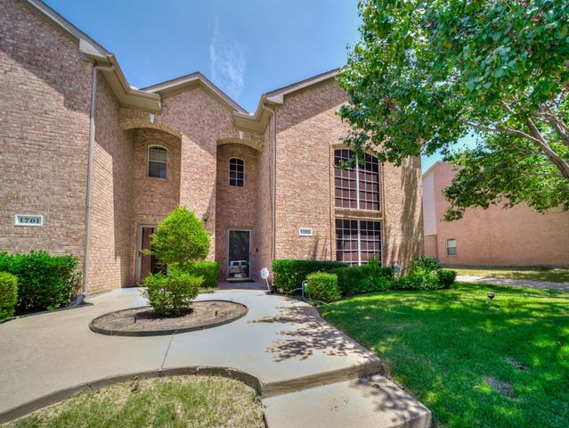 1705 Massey Drive, Lewisville, TX 75067
