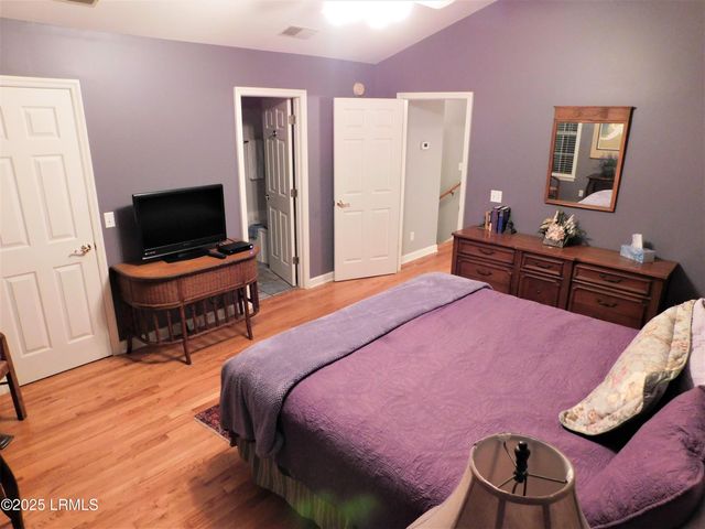 15 Meridian Road, Beaufort, SC 29907