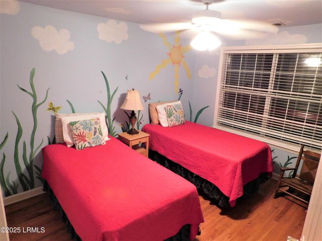 15 Meridian Road, Beaufort, SC 29907