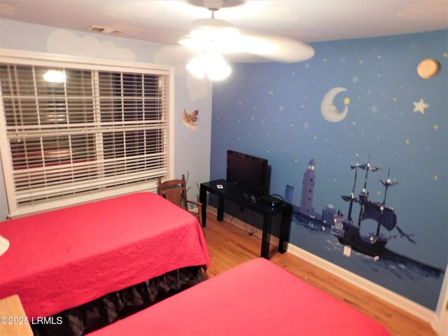 15 Meridian Road, Beaufort, SC 29907