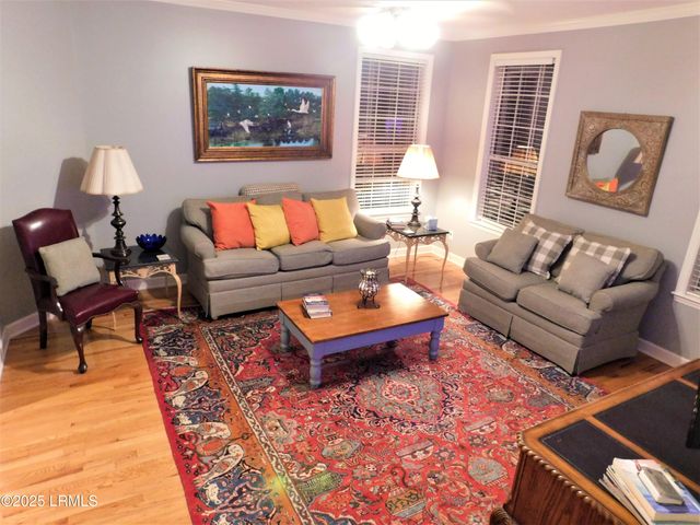 15 Meridian Road, Beaufort, SC 29907