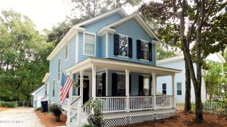 15 Meridian Road, Beaufort, SC 29907