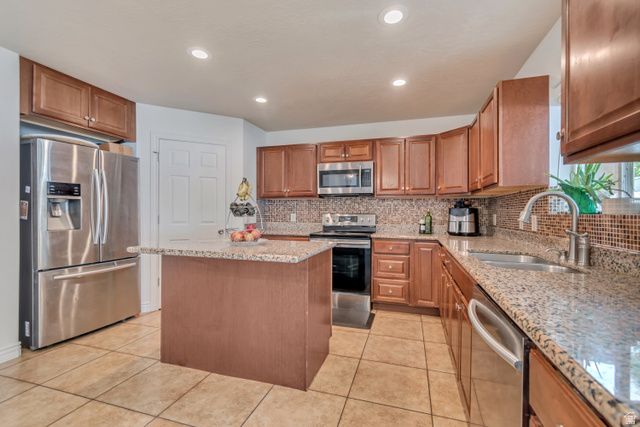 453 E SUNSET AVE, South Salt Lake, UT 84115