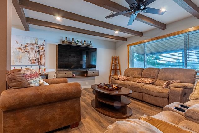 792 E Taylor Lake Circle, Livingston, TX 77351