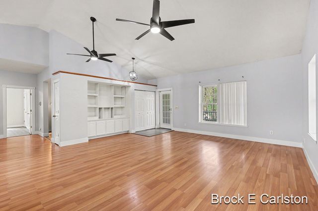 16944 136th Avenue, Nunica, MI 49448