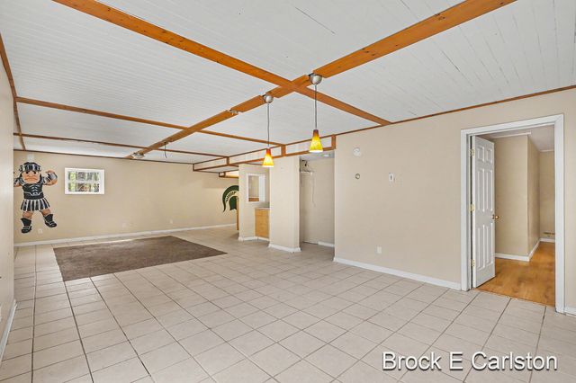 16944 136th Avenue, Nunica, MI 49448