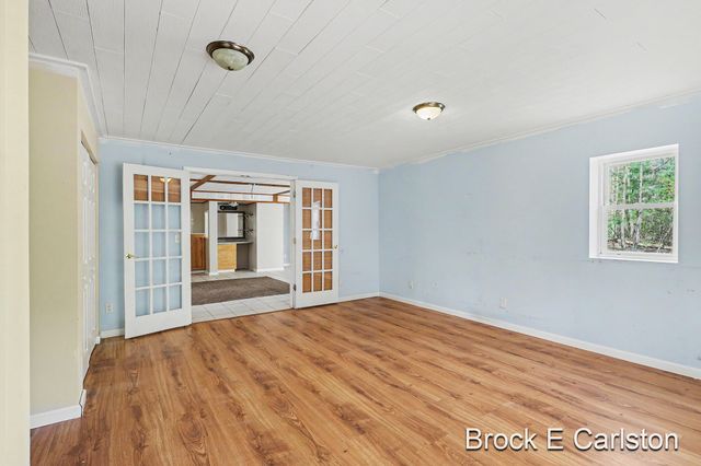 16944 136th Avenue, Nunica, MI 49448