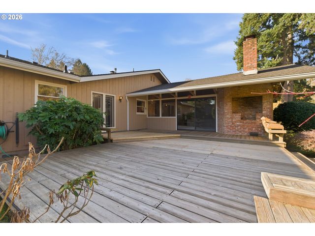 8845 Sw RAMBLER Ln, Portland, OR 97223