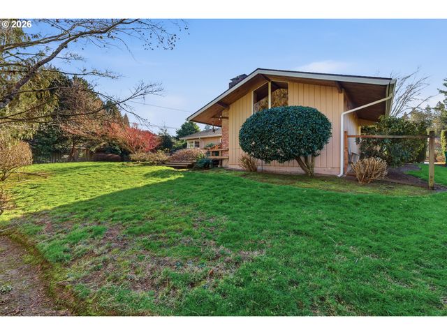 8845 Sw RAMBLER Ln, Portland, OR 97223