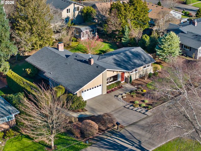 8845 Sw RAMBLER Ln, Portland, OR 97223