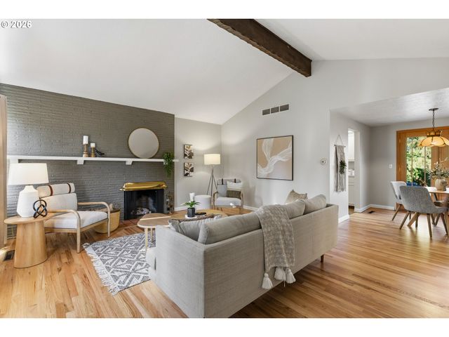 8845 Sw RAMBLER Ln, Portland, OR 97223