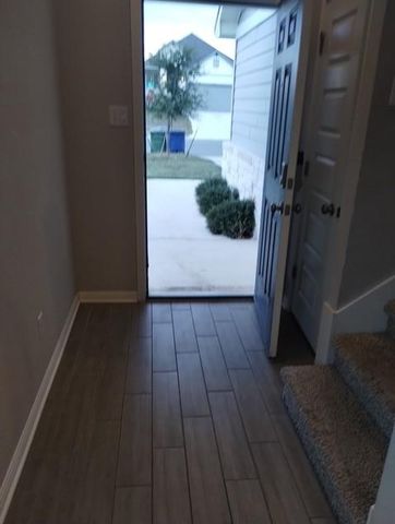 100 Drifter LN, Jarrell, TX 76537