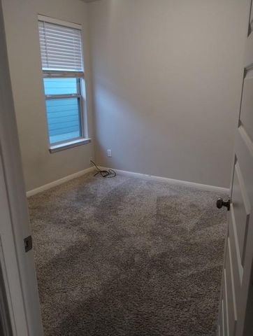 100 Drifter LN, Jarrell, TX 76537