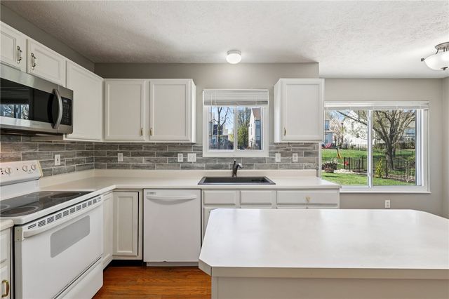 165 Meadows Drive Drive, Springboro, OH 45066