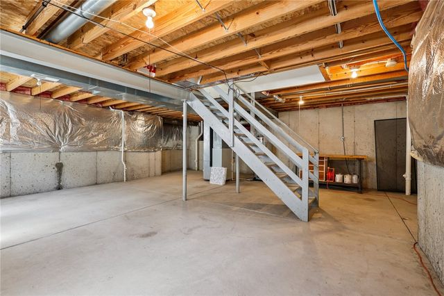 165 Meadows Drive Drive, Springboro, OH 45066