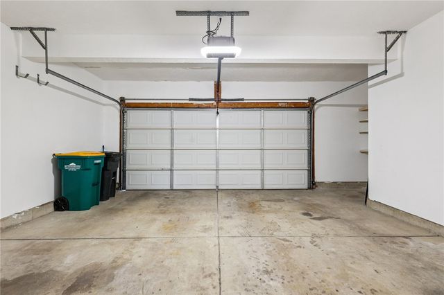 165 Meadows Drive Drive, Springboro, OH 45066