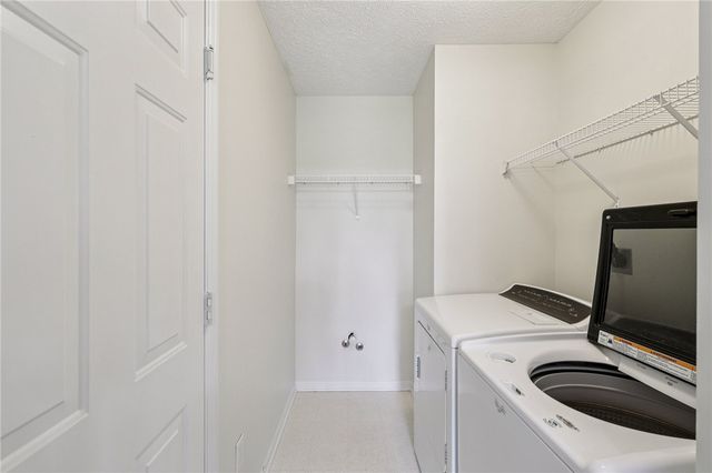 165 Meadows Drive Drive, Springboro, OH 45066