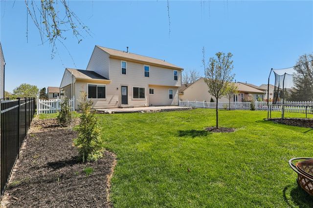 165 Meadows Drive Drive, Springboro, OH 45066