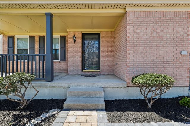 165 Meadows Drive Drive, Springboro, OH 45066