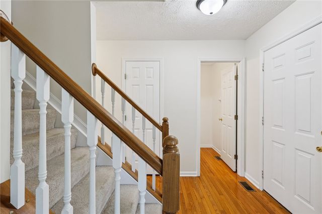 165 Meadows Drive Drive, Springboro, OH 45066