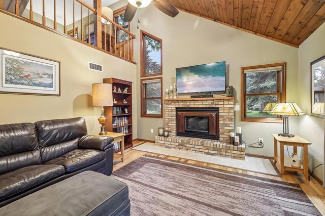 740 Glenwood Court, Jefferson, WI 53549