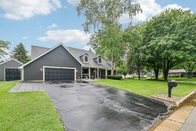 740 Glenwood Court, Jefferson, WI 53549