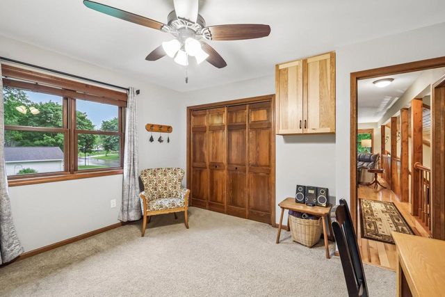740 Glenwood Court, Jefferson, WI 53549