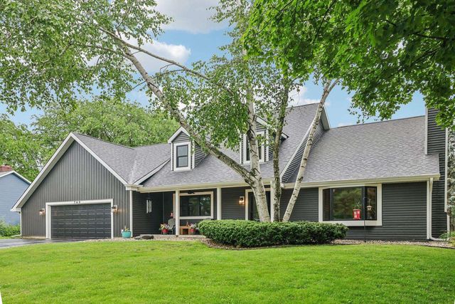 740 Glenwood Court, Jefferson, WI 53549