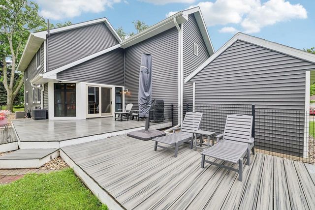 740 Glenwood Court, Jefferson, WI 53549
