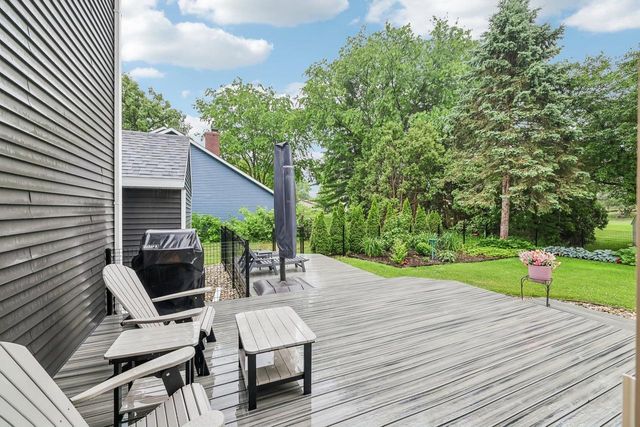 740 Glenwood Court, Jefferson, WI 53549