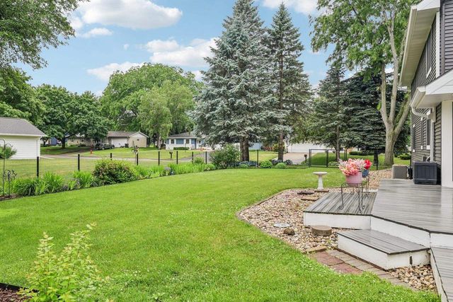 740 Glenwood Court, Jefferson, WI 53549