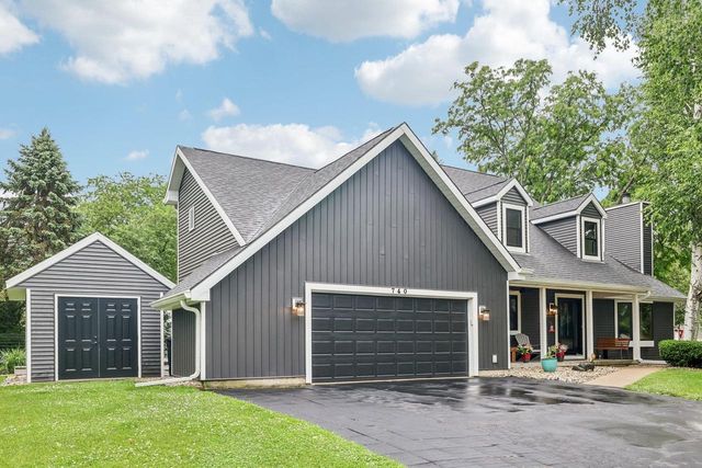 740 Glenwood Court, Jefferson, WI 53549