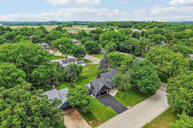740 Glenwood Court, Jefferson, WI 53549