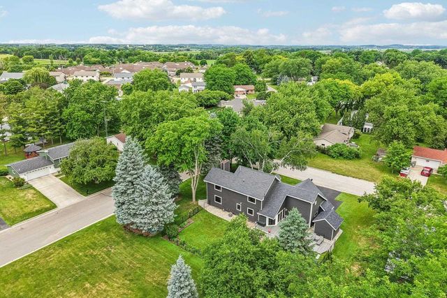 740 Glenwood Court, Jefferson, WI 53549